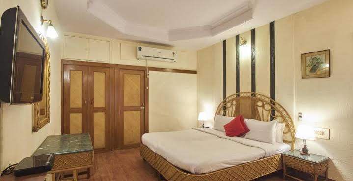 Juhu Hotel Bombay Exterior foto